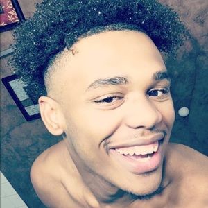 Meet your Posher, Corey